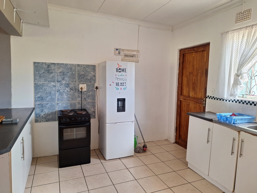 To Let 2 Bedroom Property for Rent in Mosel Eastern Cape